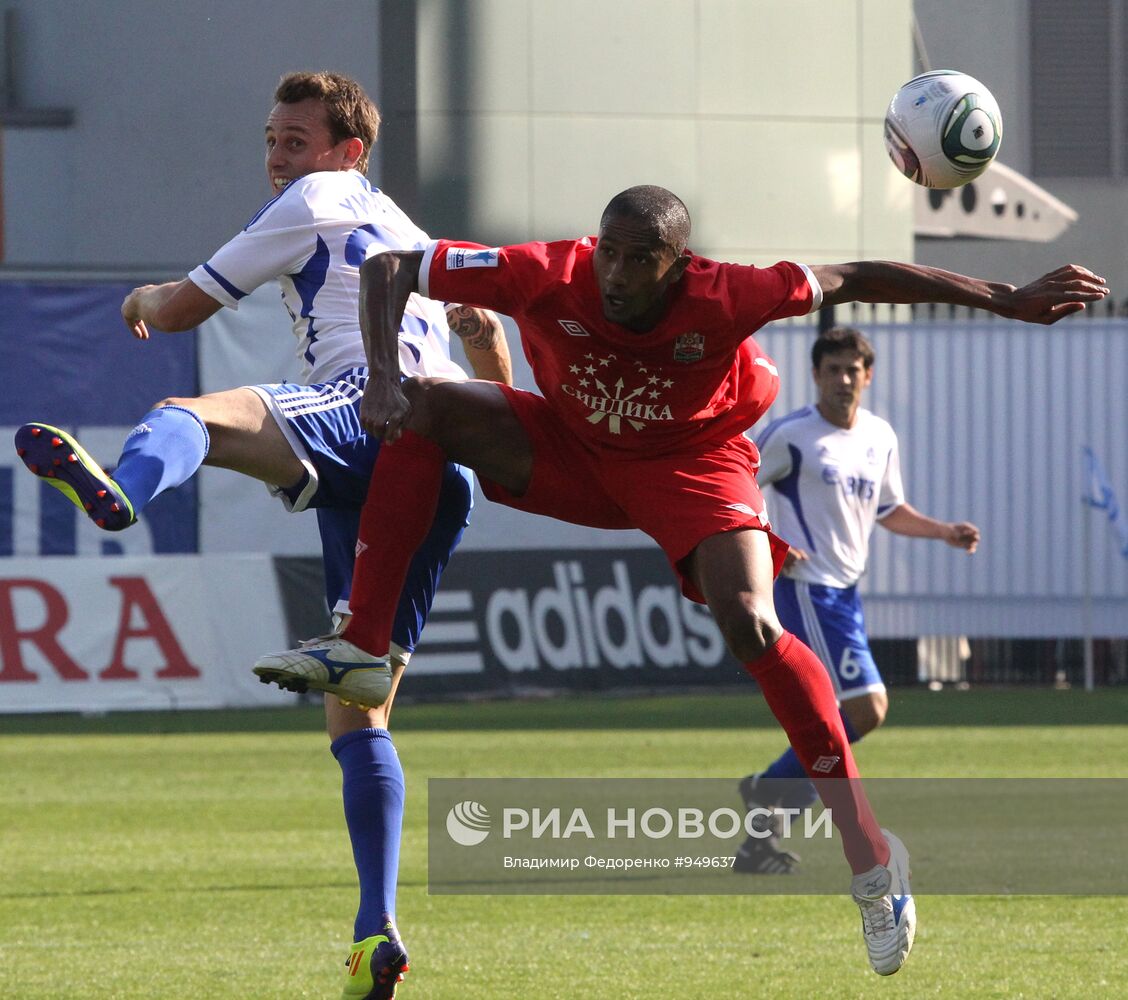 Футбол. РФПЛ. Матч "Динамо" - "Спартак" (Нальчик)