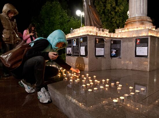 Акция в Томске, посвященная памяти жертв теракта в Беслане