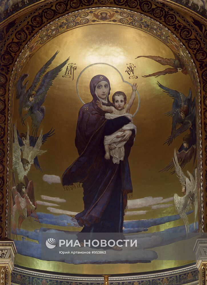 Богородица с младенцем в Свято-Владимирском соборе Киева