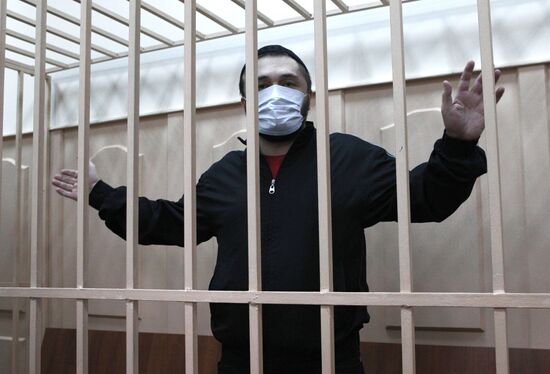 Рассмотрение вопроса о продлении ареста Рустаму Махмудову