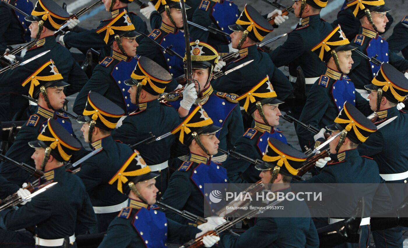 Церемония закрытия фестиваля "Спасская башня 2011"