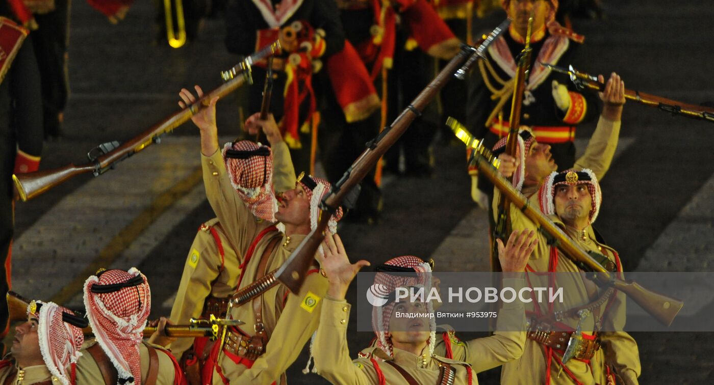 Церемония закрытия фестиваля "Спасская башня 2011"