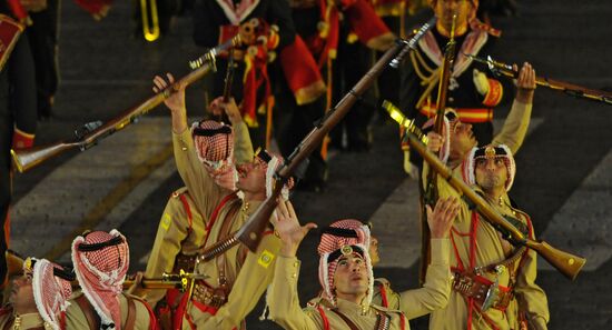 Церемония закрытия фестиваля "Спасская башня 2011"