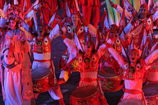 Церемония закрытия фестиваля "Спасская башня 2011"