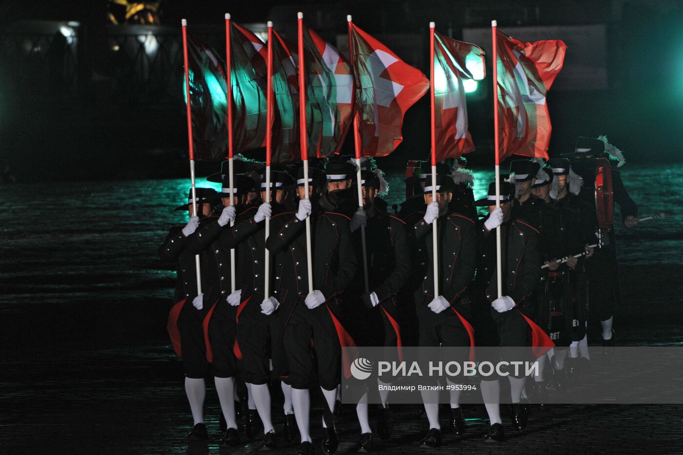 Церемония закрытия фестиваля "Спасская башня 2011"