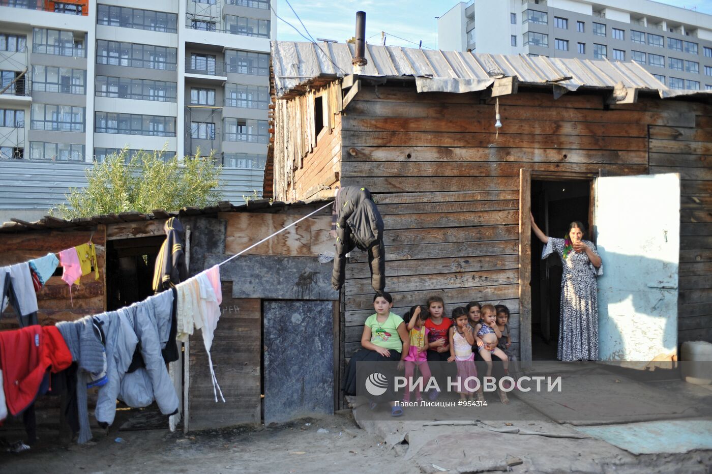 Табор молдавских цыган в Тюмени
