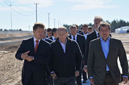 Рабочая поездка В.Путина в Северо-Западный федеральный округ