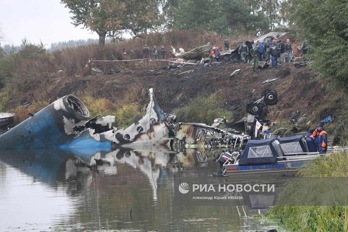 На месте крушения самолета Як-42 под Ярославлем