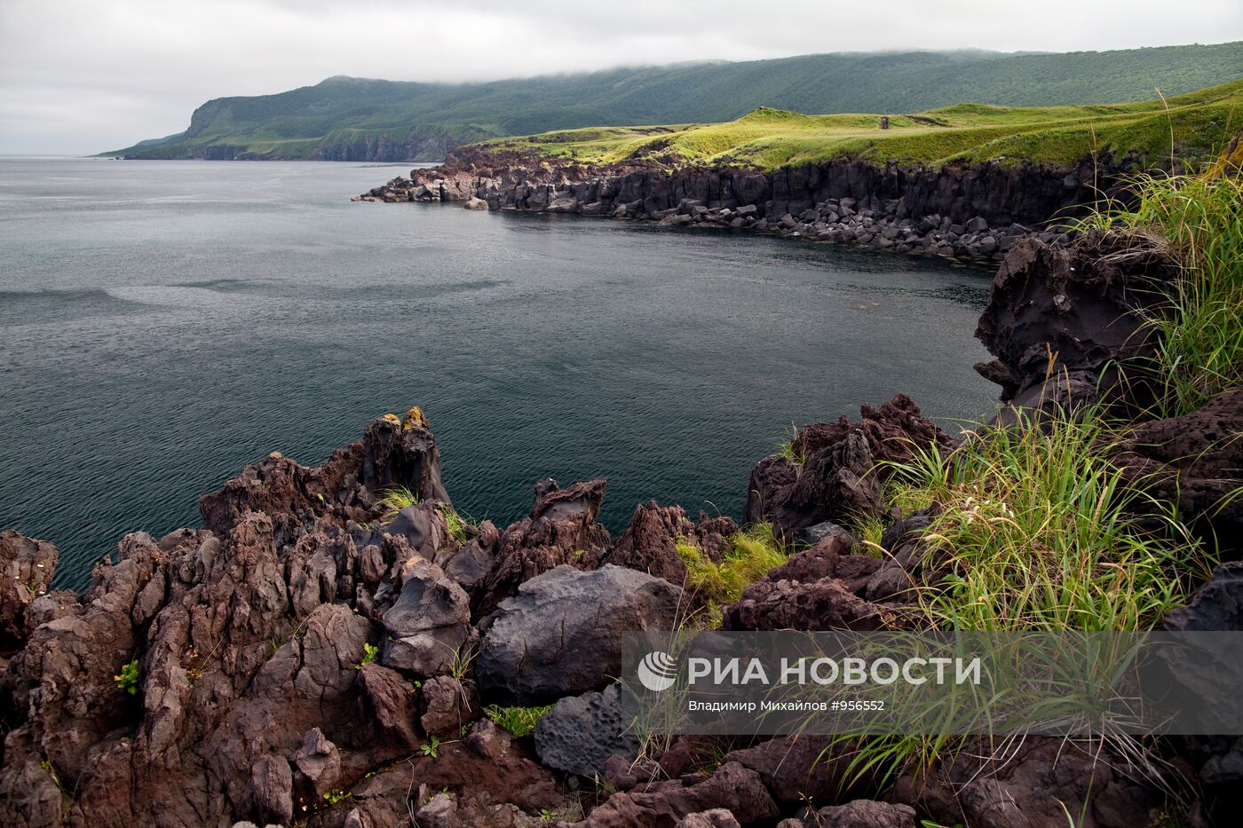 Регионы России. Курильские острова. Остров Итуруп