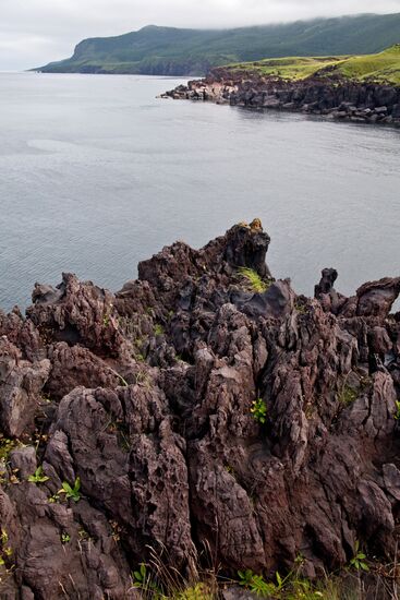 Регионы России. Курильские острова. Остров Итуруп
