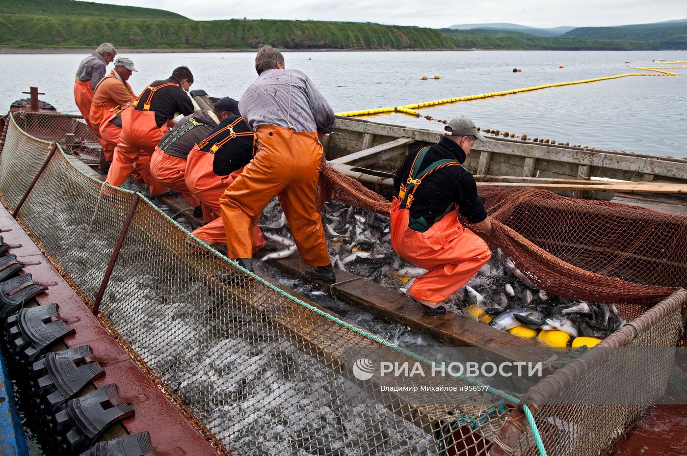 Регионы России. Курильские острова. Остров Итуруп