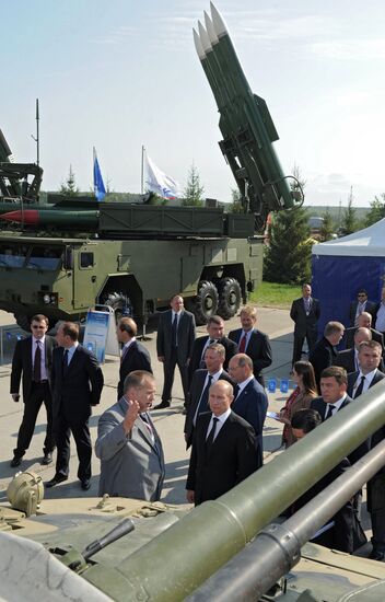 Рабочая поездка В.Путина в Уральский Федеральный округ