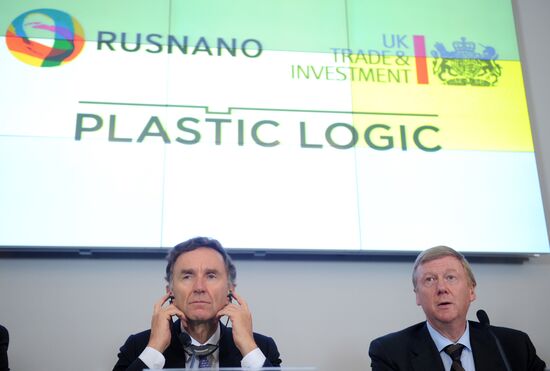 Демонстрация технологий компании Plastic Logic
