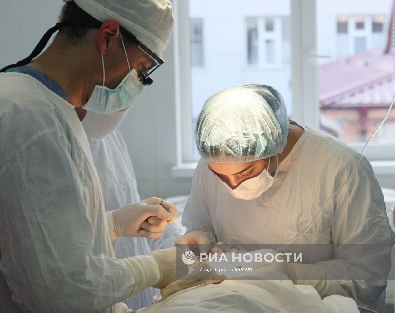 В Чечню прибыли с гуманитарной миссией пластические хирурги