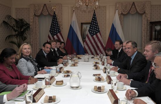 Встреча Сергея Лаврова и Хиллари Клинтон в Нью-Йорке