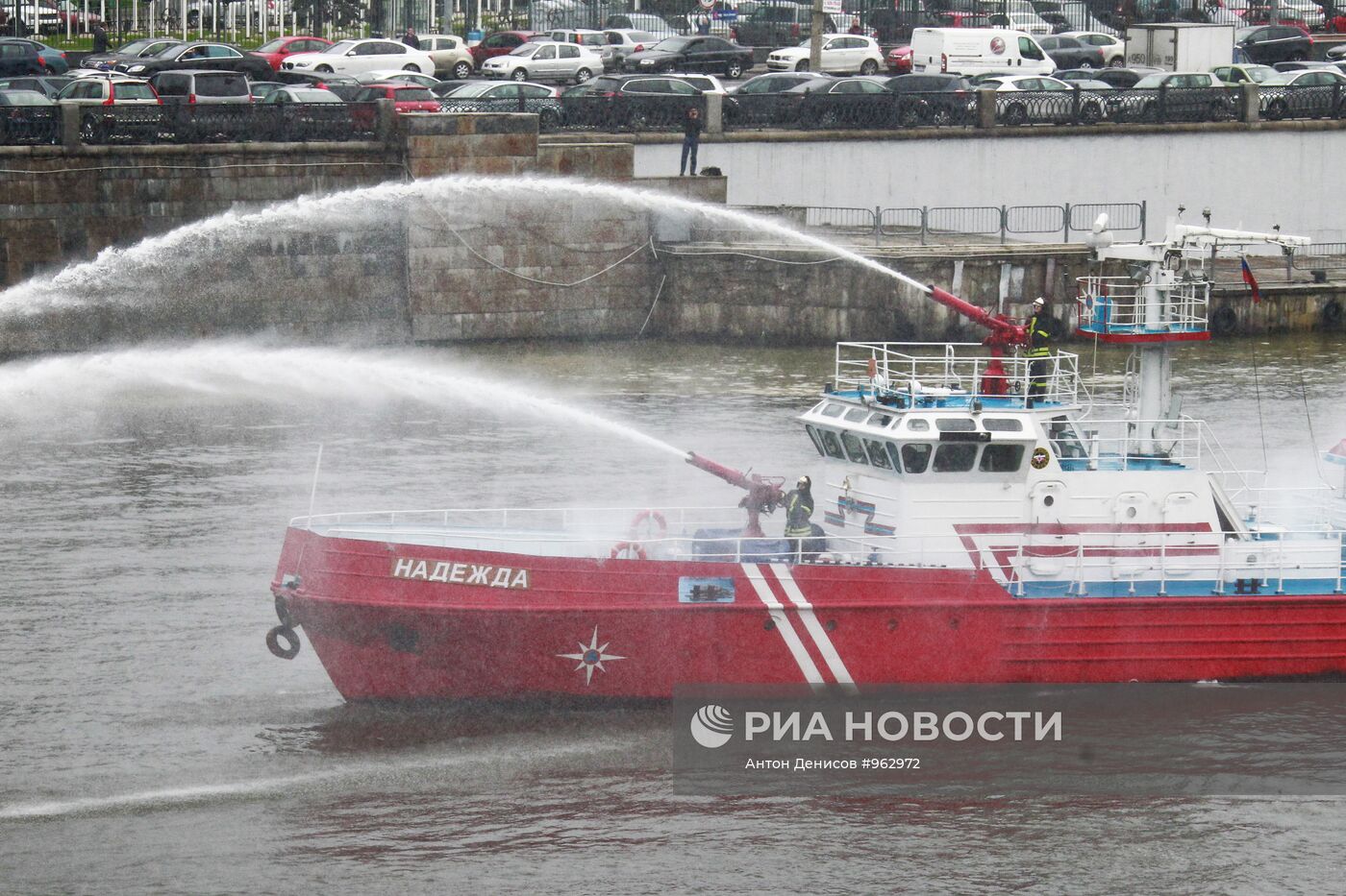 Пожарно-тактические учения МЧС на территории моста "Багратион"