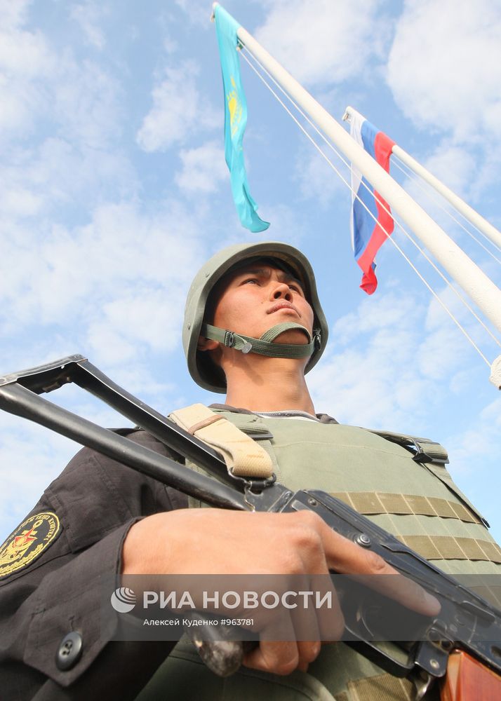 Крупномасштабные стратегические учения "Центр-2011" в Казахстане
