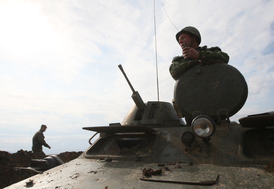 Военные учения "Центр-2011" в Астраханской области