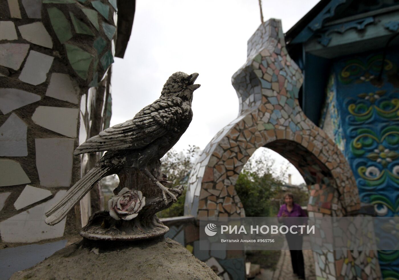Дворец из строительного мусора в Приморском крае