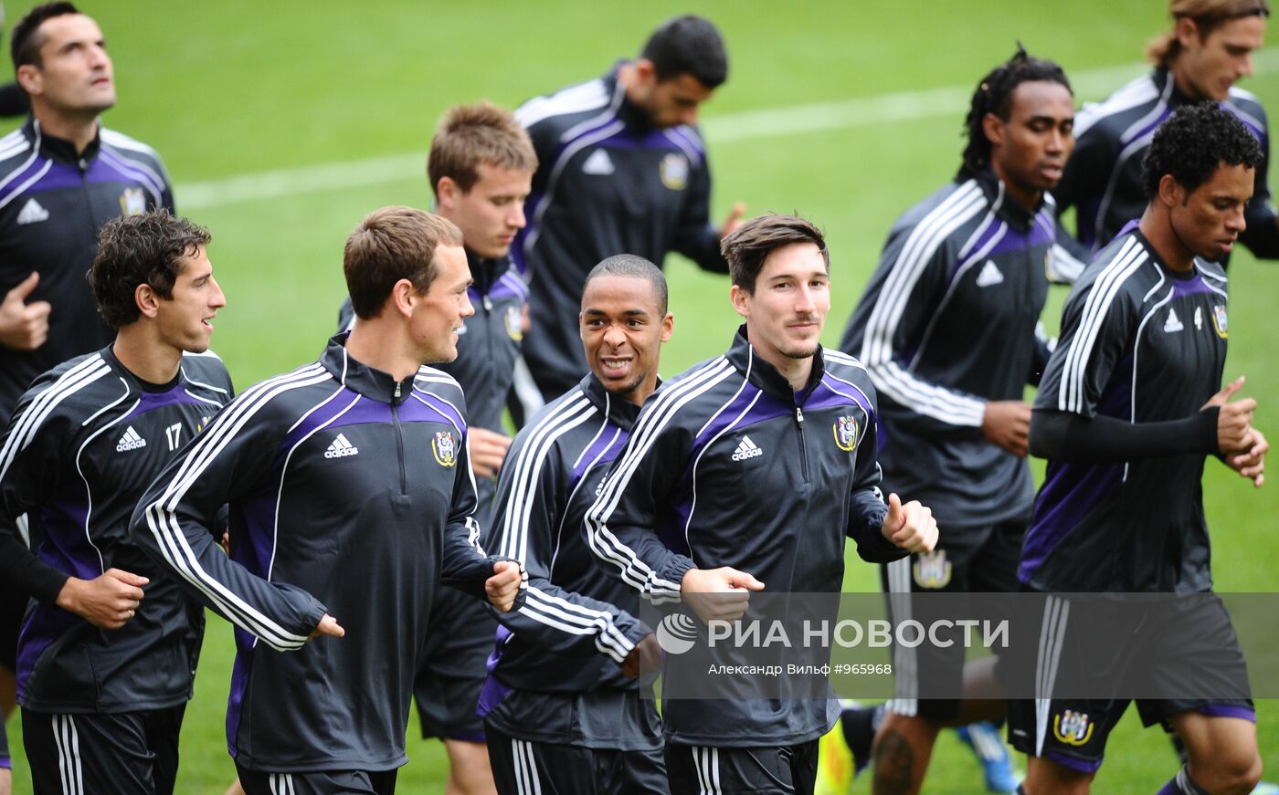 Футбол. Лига Европы. Тренировка ФК "Андерлехт"