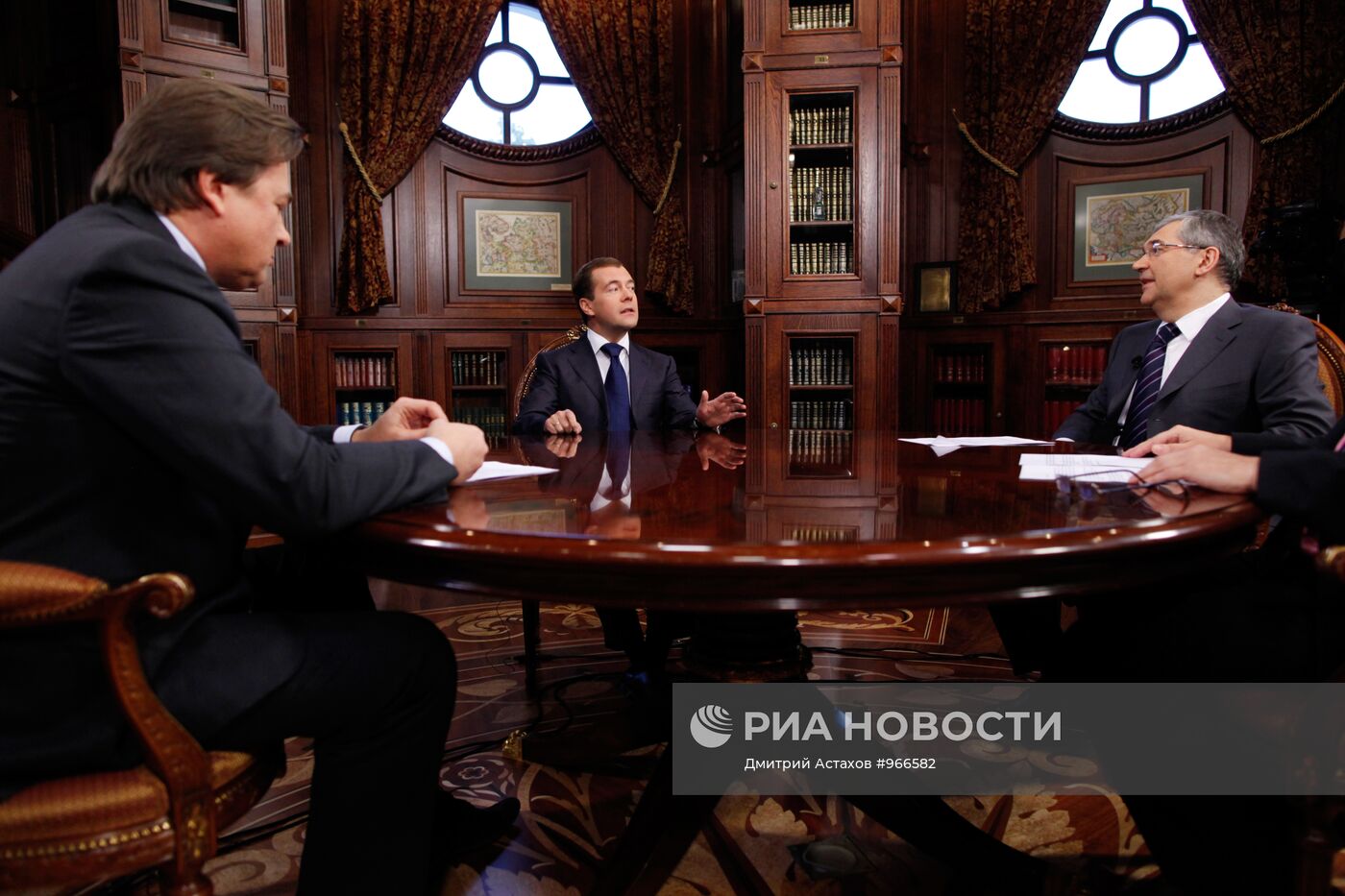 Интервью Д.Медведева главам трех федеральных каналов
