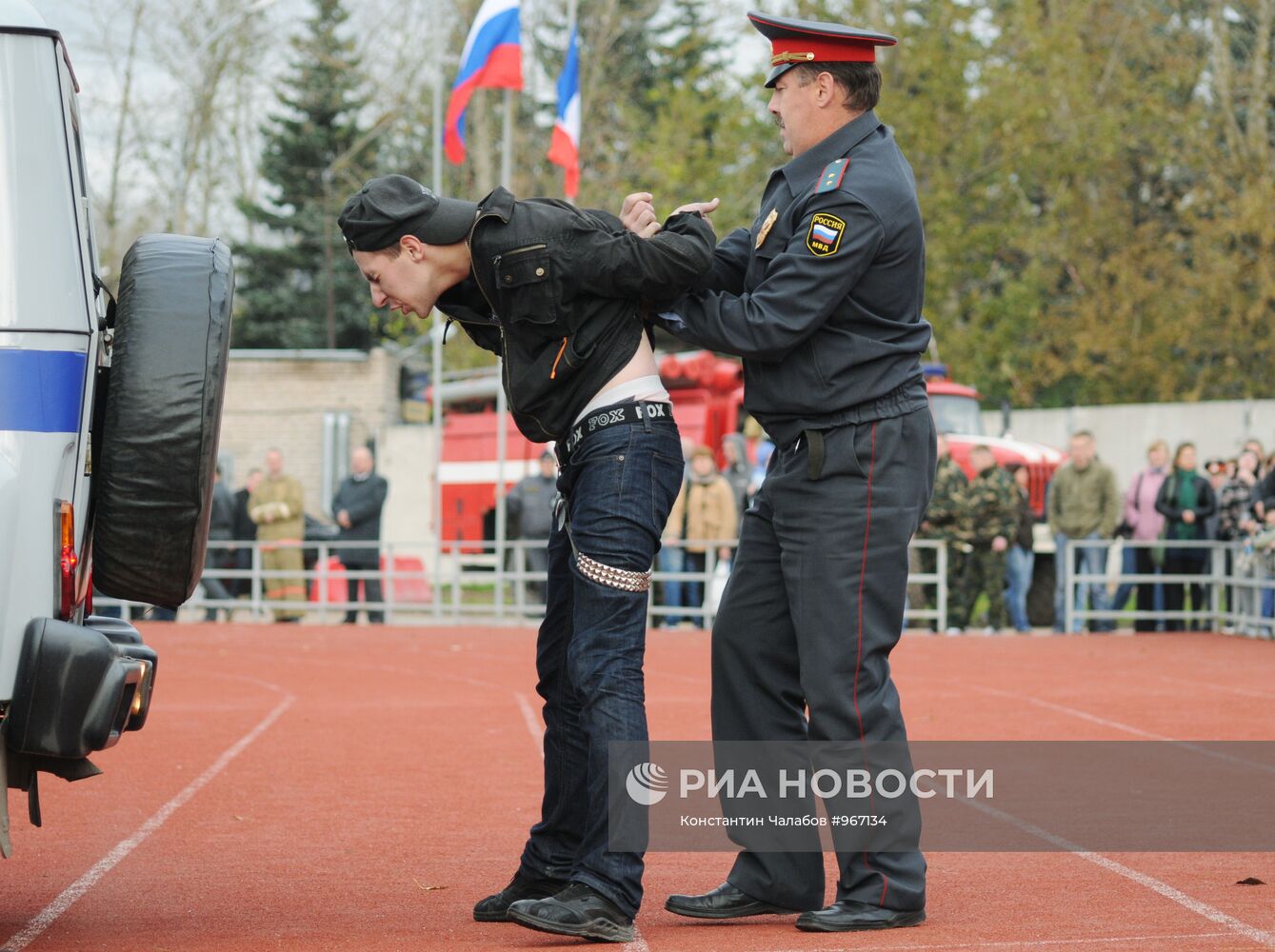 Спортивный праздник полиции в Великом Новгороде