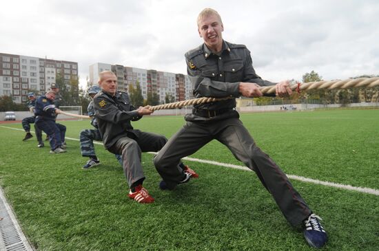 Спортивный праздник полиции в Великом Новгороде