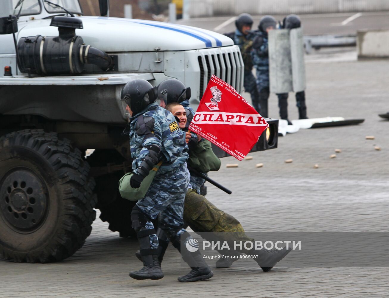 Тактико-специальные учения в рамках празднования дня ОМОНа
