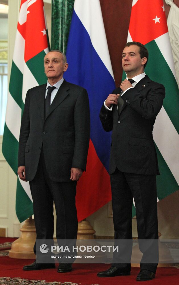 Первый официальный визит в Россию президента Абхазии