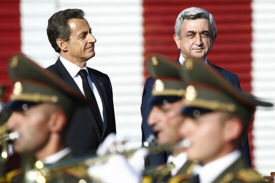 Николя Саркози прибыл с визитом в Армению