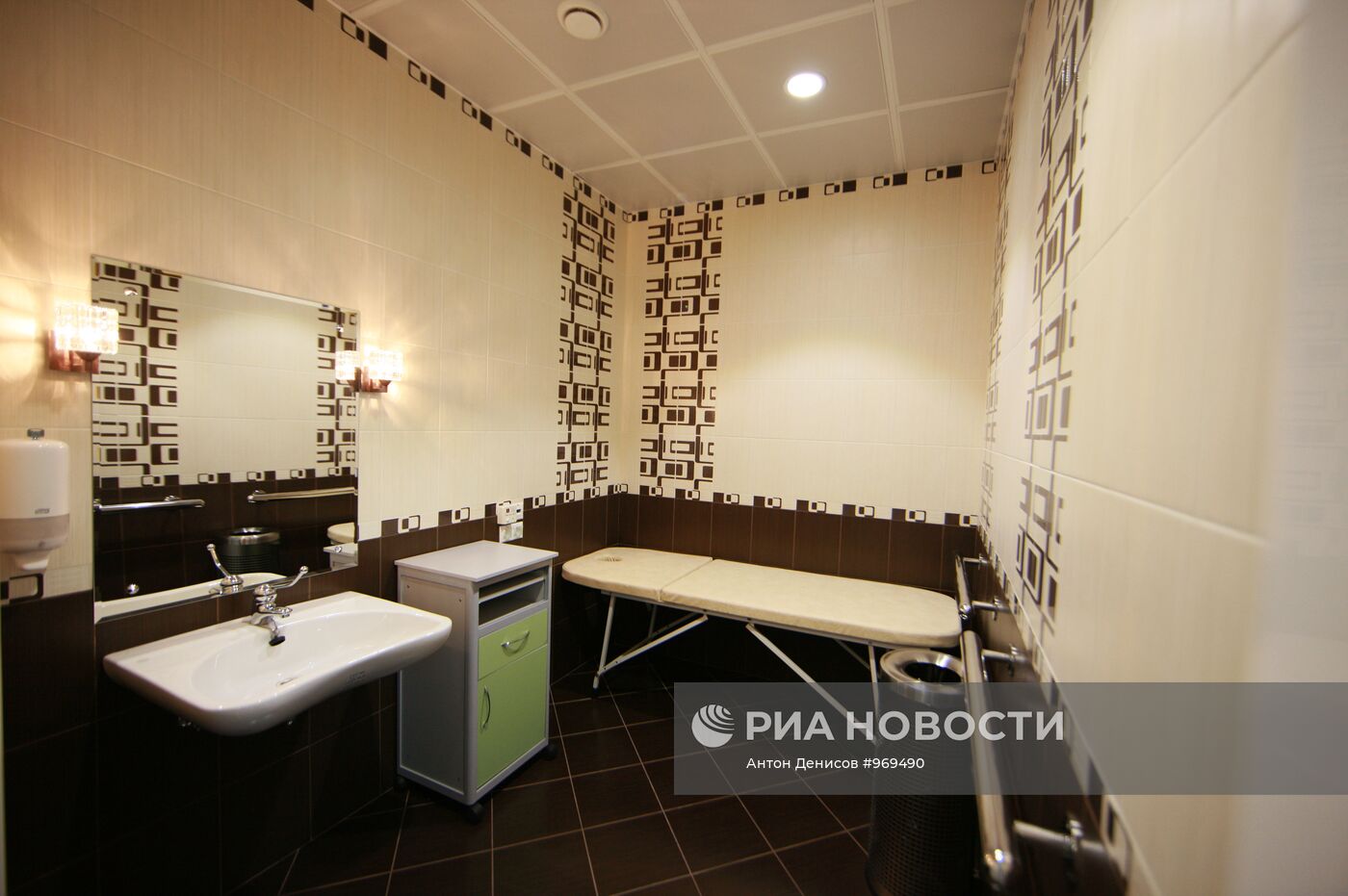 Открытие зала комфорта и отдыха для инвалидов в Шереметьево