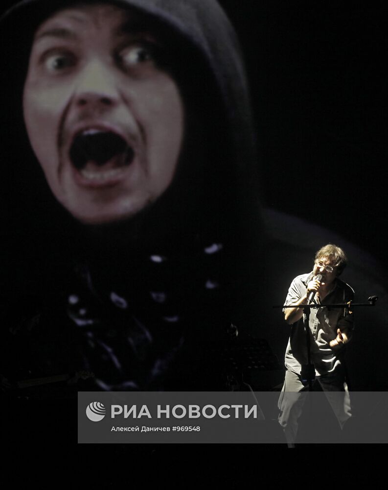 Генеральная репетиция новой программы ДДТ "Иначе"