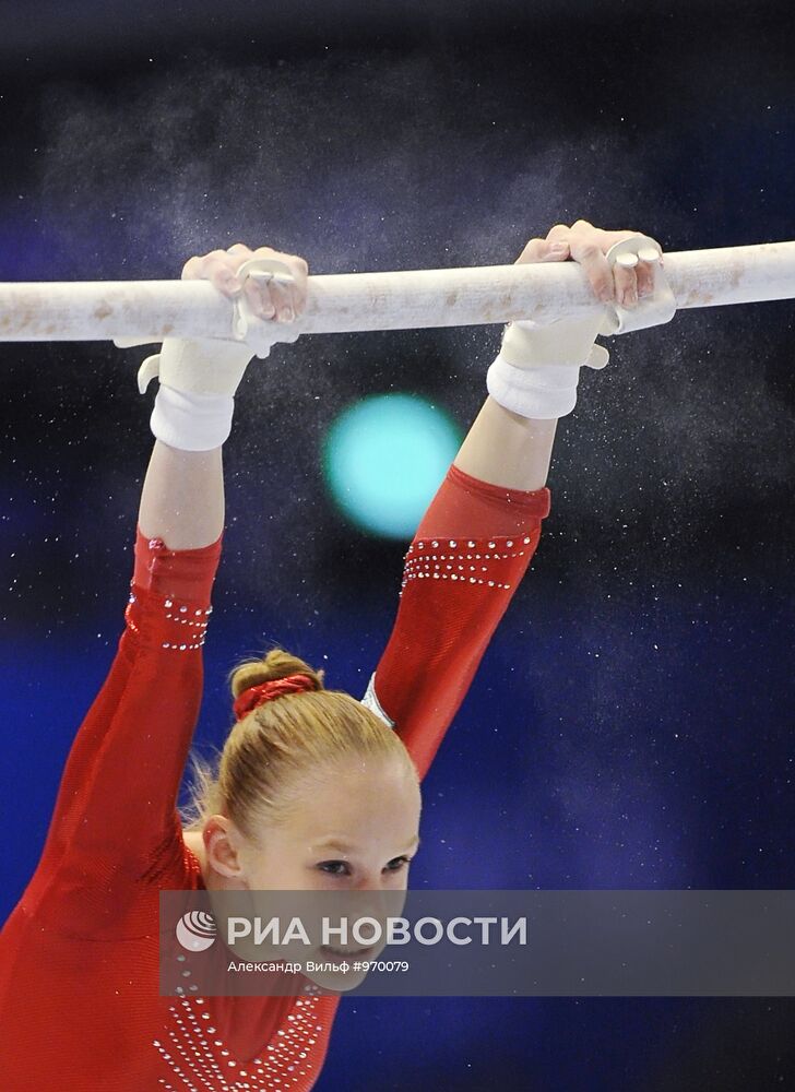 Анна Дементьева