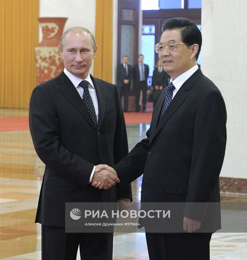 Рабочий визит премьер-министра РФ Владимира Путина в КНР