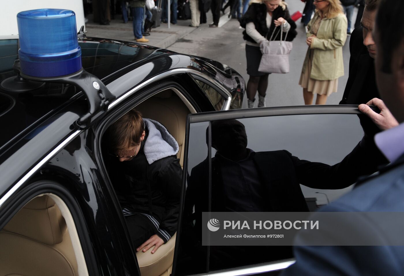 Прилет Ирины Бергсет с сыном Сашей в Москву