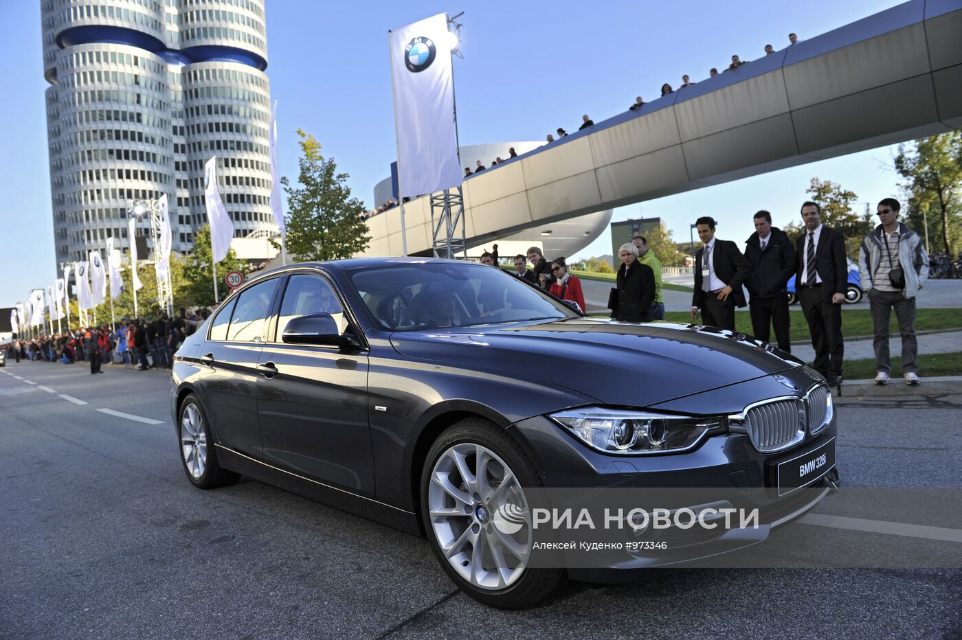 Концерн BMW представил новое поколение седана 3-й серии