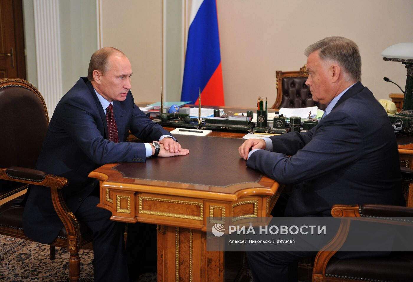 В.Путин встретился с В.Якуниным