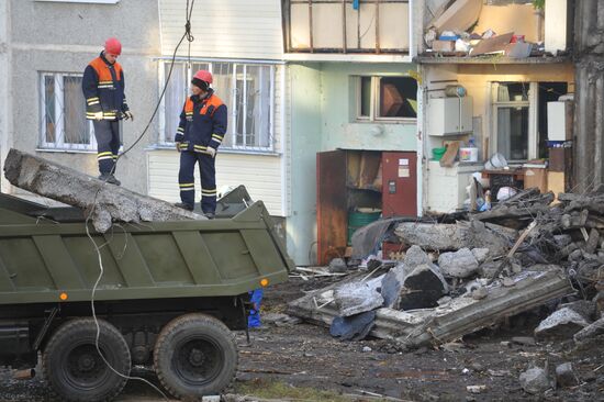 На месте взрыва газа в жилом доме в Бронницах