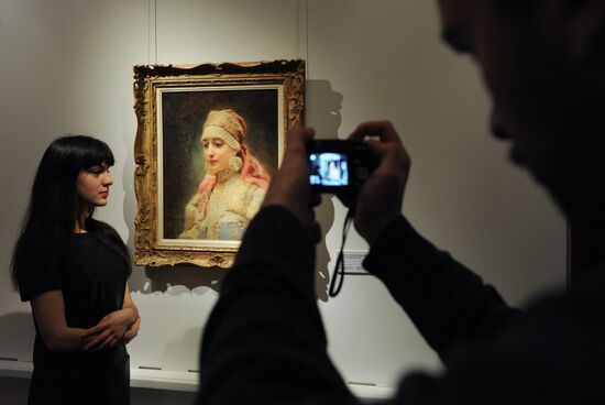 Презентация топ-лотов аукциона Sotheby's