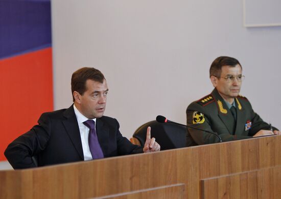 Д.Медведев провел встречу с руководящим составом МВД РФ в Твери