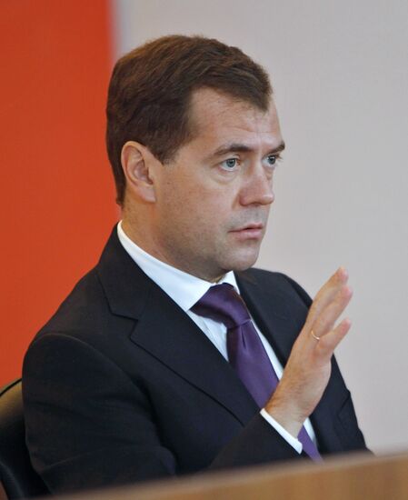 Д.Медведев провел встречу с руководящим составом МВД РФ в Твери