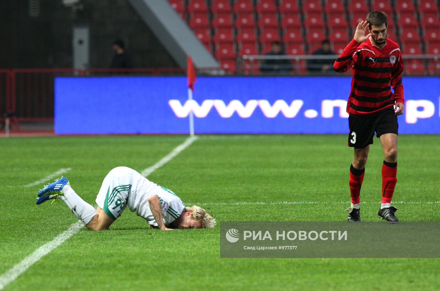 Футбол. РФПЛ. Матч "Терек" - "Амкар"