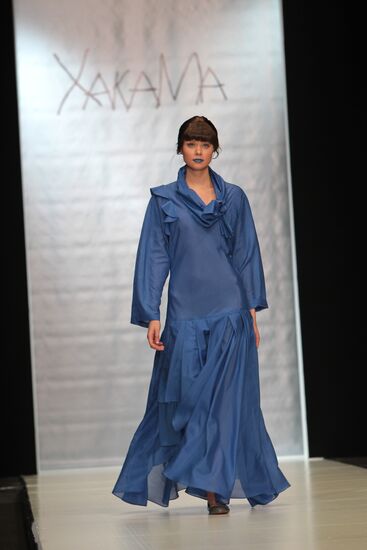Mercedes-Benz Fashion Week: показ моделей одежды HakaMa