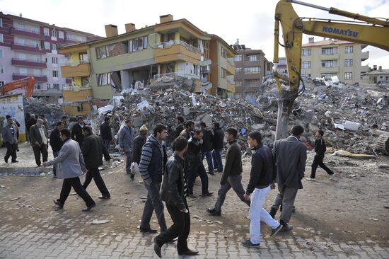 Последствия землетрясения в Турции