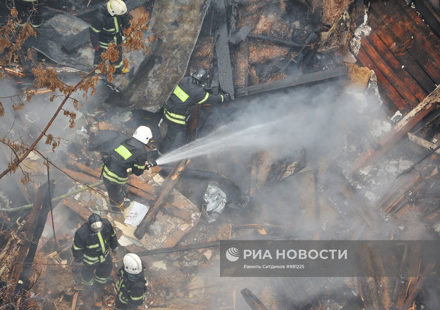 Пожар в ДК "Октябрь" на Северо-Западе Москвы