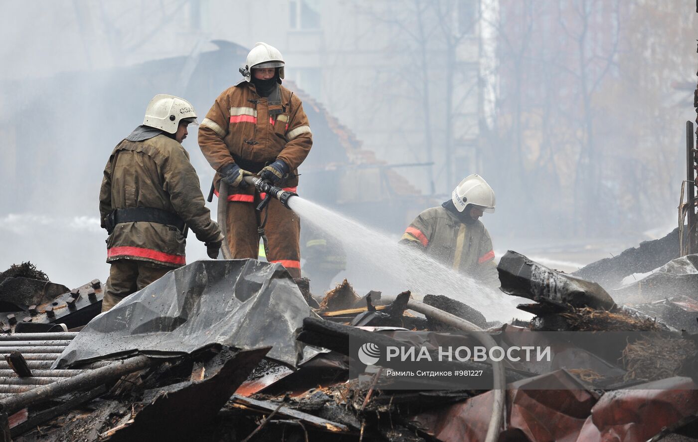 Пожар в ДК "Октябрь" на Северо-Западе Москвы