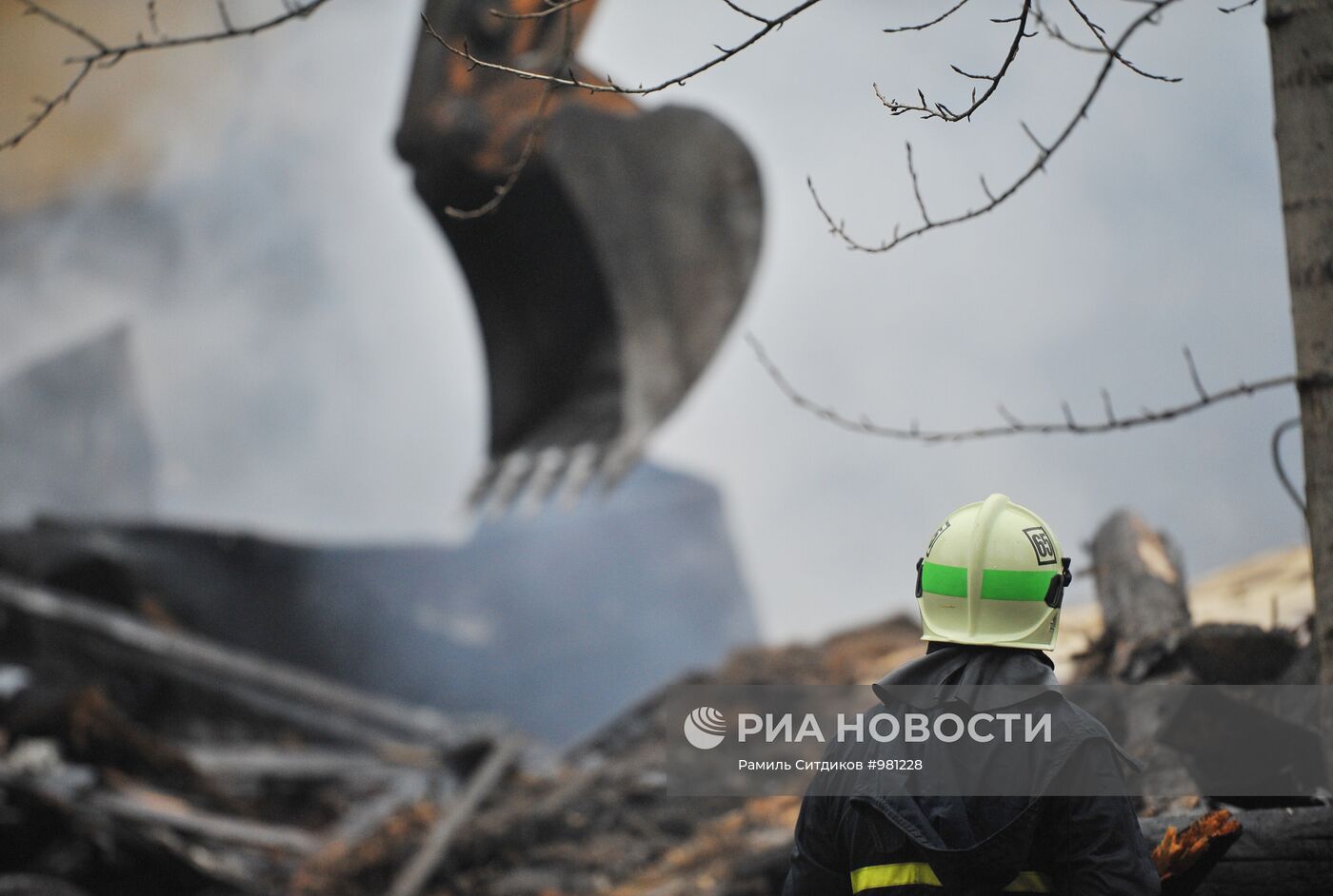 Пожар в ДК "Октябрь" на Северо-Западе Москвы