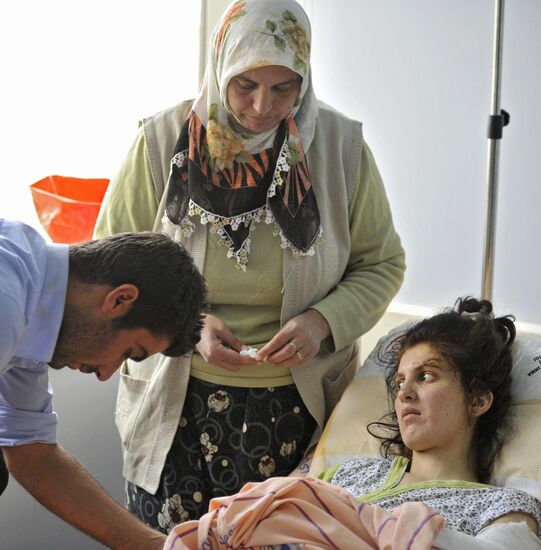 Лечение пострадавших от землетрясения в Турции