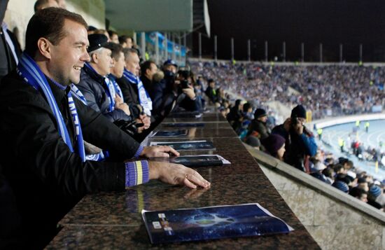 Д.Медведев на матче Лиги Чемпионов УЕФА "Зенит" -"Шахтер"