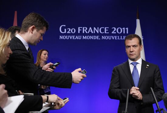 Д.Медведев принял участие в саммите G20